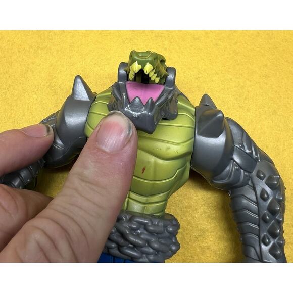 DC Comics‎ Batman Armored Killer Croc Villains Takedown Action Figure Mattel - Picture 6 of 8
